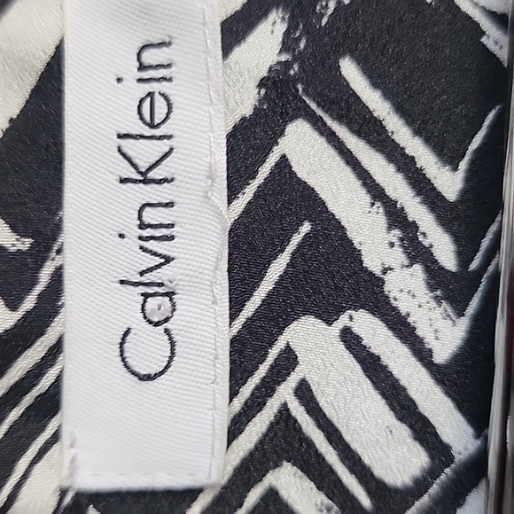 Calvin Klein Blouse - Picture 4 of 9